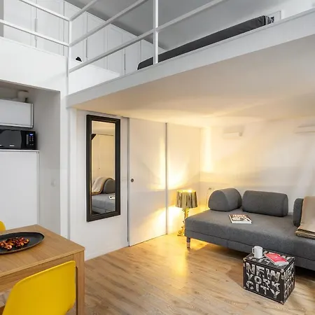 Heart Of Porta Venezia - Cozy Loft - 2mts To M4 Metro 아파트